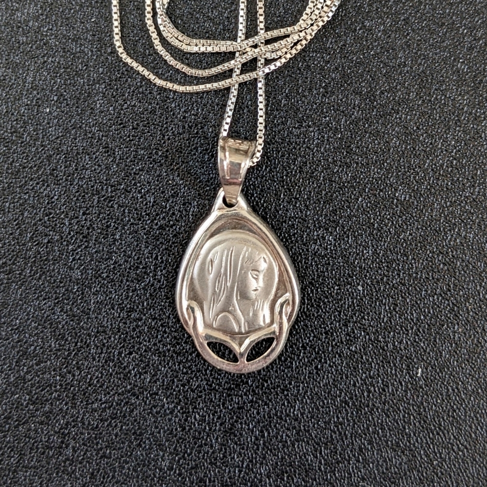 Sterling Silver Child in Prayer Pendant
